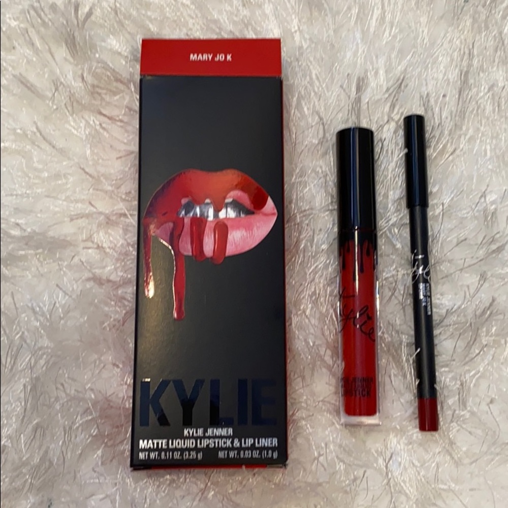 NIB Kylie Lip Kit